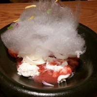 ラ・ボンヌターブル - わたあめが乗ってます