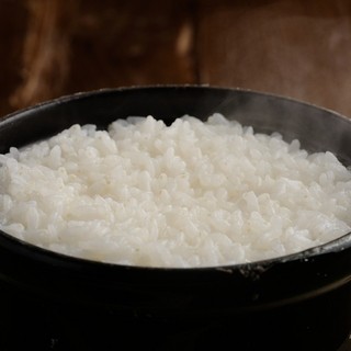店主親自精心制作的“自家栽培的白米飯”