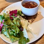 ピッツァ サルバトーレ クオモ - 料理写真: