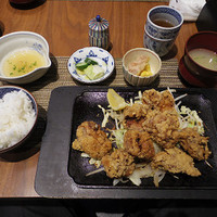 九州の旬 博多廊 大阪店 - 【ランチ】 唐揚定食　\880