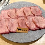 神戸牛焼肉 にくなべ屋 神戸びいどろ - 