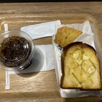 ルパ - 料理写真:モーニングセット 厚切り塩ハニートースト