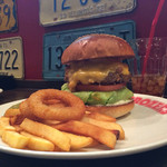 ブラザーズ - チリビーンズチーズバーガー 2014/12