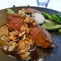 メイ - Bateau de canard challans roti