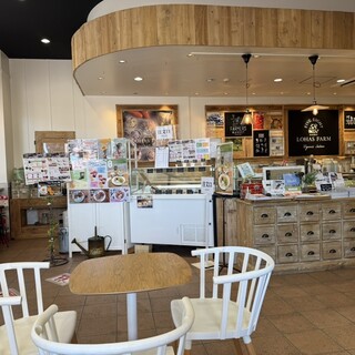58 LOHAS FARM ORGANIC SALOON_2