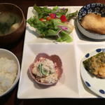 カフェ ヒメル - ランチのご飯・味噌汁・副菜