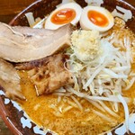 丸高屋 - 料理写真:期間限定味噌ラーメン