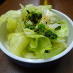 吾妻家 - キャベツの塩もみ