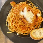 小さなパスタ屋tino - トマトソースパスタ②