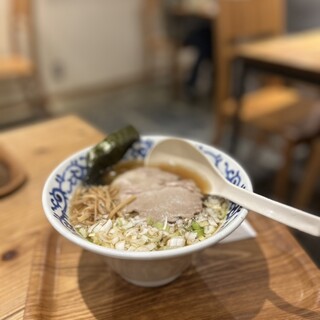 博多醤油ラーメン 月や_0