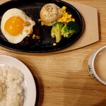 1ポンドのステーキハンバーグ タケル - 