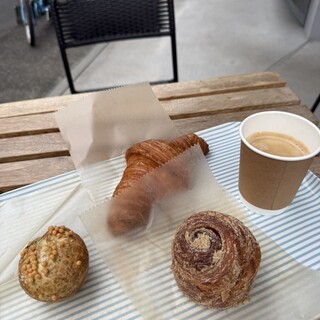 BLUE POPPY Bakery_0