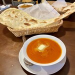 ビハニ - バターエビカレー（1,280円）