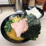 らーめん 武双家 - らーめん並とご飯並