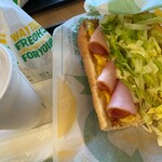 サブウェイ - 料理写真:アイスカフェラテs ポテトs 昼得ハム+たまご1スクープ