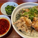 なか卯 - 料理写真:食べラー鶏から丼 菜の花のからし和え