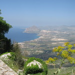 Osteria di Venere - Ericeの街からTrapaniを望む