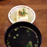 あじろ定置網 - お吸い物＆小鉢の豆腐