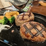 ステーキ ビッグボーイ - 料理写真:直火焼き大俵ハンバーグ
