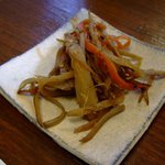 坂の上のそば屋 司 - お通しのキンビラ