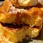 Roasted COFFEE LABORATORY - ・ソルティーバターキャラメルホットケーキ