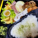 ぴえろ弁当 - 和牛弁当
