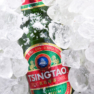 餃子に合う、青島ビールで乾杯！
