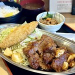 むらさきや - 料理写真:トンテキセミダブル+白身フライTP＋ご飯大盛
