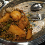 Sekuwa Corner - 野菜のスパイス炒め最高！おかわりを2回分まとめてお願いしました。