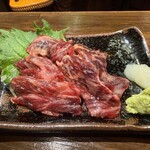 TOKYO CURRY BUCCI spice×sake - クジラ頭肉は味が濃い
