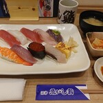 沼津魚がし鮨 - 料理写真:10貫ランチ全容