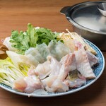 ふぐ政 - 料理写真:新鮮なてっちりは食感がぷりぷり