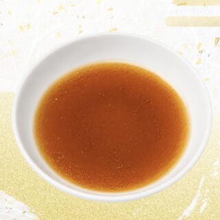 鴨・葱・水だけで仕上げる、奥深い旨みの一杯。