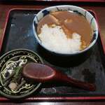 満留賀静邨 - 半カレー丼