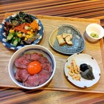 和牛近江牛ランチ 月とハンバーグ - 