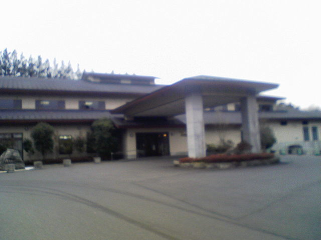 ここ（芹沢温泉） - 鏡石（食堂）の写真