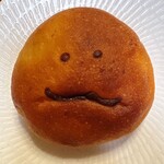 ヤミー ベーカリー - プチクリームパン
