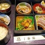 1＄館 - 