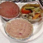 ソロ ピッツァ ナポレターナ ダ ピッコロ - 自家製鶏レバーのパテ400円税別(奥側)、生ハムのパテ450円税別(手前)、野菜のピクルス400円税別