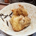 ランチハウス ミトヤ - 唐揚げ２コ。