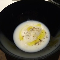 ラ ペ - 新玉葱のブルーテとアイスクリーム