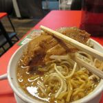 マシマシらーめん物語はここから始まるのだ。 - 豚ラーメン200g(1200円)