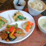 YOUR BIG FAMILY - 日替わり発芽玄米定食例