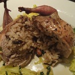 ラ・トォルトゥーガ - プリッと弾力あるうずら、旨味が染み込む雑穀米も美味しい！