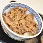 吉野家 - 料理写真:牛丼・並盛(498円)2026年5月