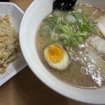 名代ラーメン亭 - 