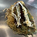 八昌 - 「そば肉玉」（990圓）
「いか天」（250圓）
「そばW」（250圓）、後半の中盤からマヨネーズを加へる。
