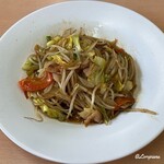 さっこら食堂 - 料理写真:肉野菜炒め