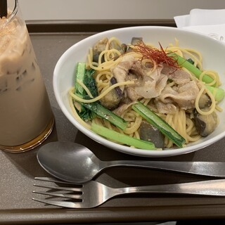 カフェ・ド・クリエ_0
