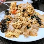 中華料理 菜香菜 - きくらげと玉子豚肉炒め